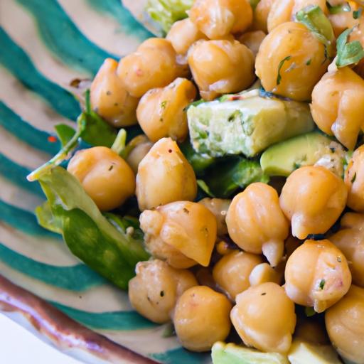 Avocado ⁢Chickpea⁤ Salad:​ Creamy, Fresh, and plant-Powered
