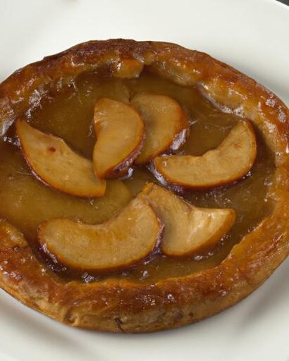The Irresistible Charm of Classic Apple Tarte Tatin Unveiled