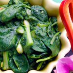 Fresh & Flavorful: Healthy Spinach Dip with Crunchy Veggies