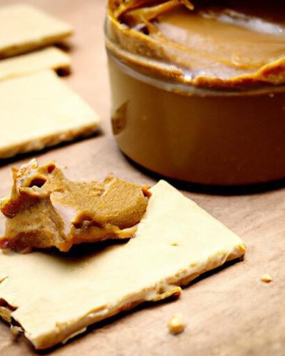 Crunchy Graham Crackers Meet Nut Butter: A Perfect Pairing