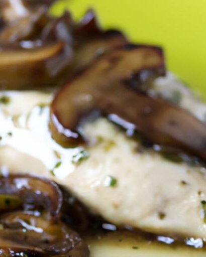 Creamy Delight: Baked Chicken with Mushroom Sauce Recipe
