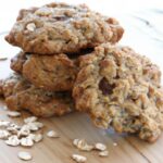 Deliciously Healthy: The Ultimate Vegan Oatmeal Cookie Guide