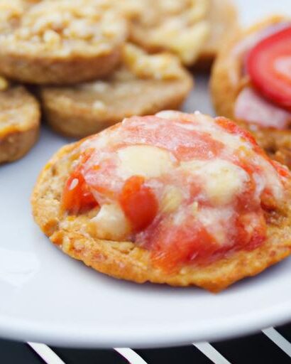 Tiny Treats: Easy Mini Pizzas Made on English Muffins