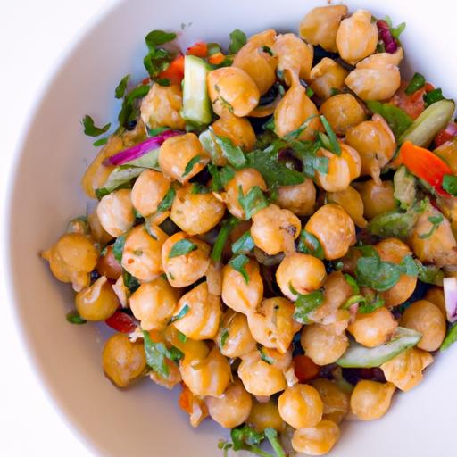 Chickpea ⁣Charm: Wholesome Vegan ⁤Salad​ to Savor Today