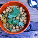 Wholesome & Creamy Chickpea Curry: Simple Veggie Delight