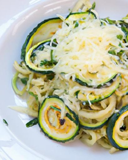 Garlic Parmesan Zucchini Noodles: A Flavorful Low-Carb Twist